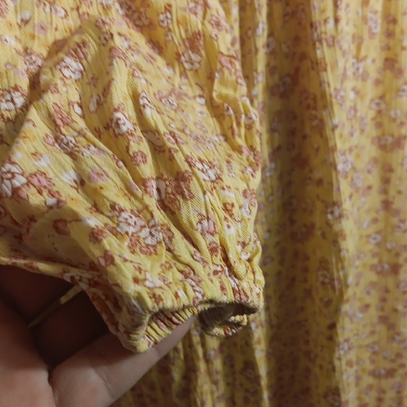 NWT. Riviera Peach Floral Long Sleeve Dress - Picture 6 of 10